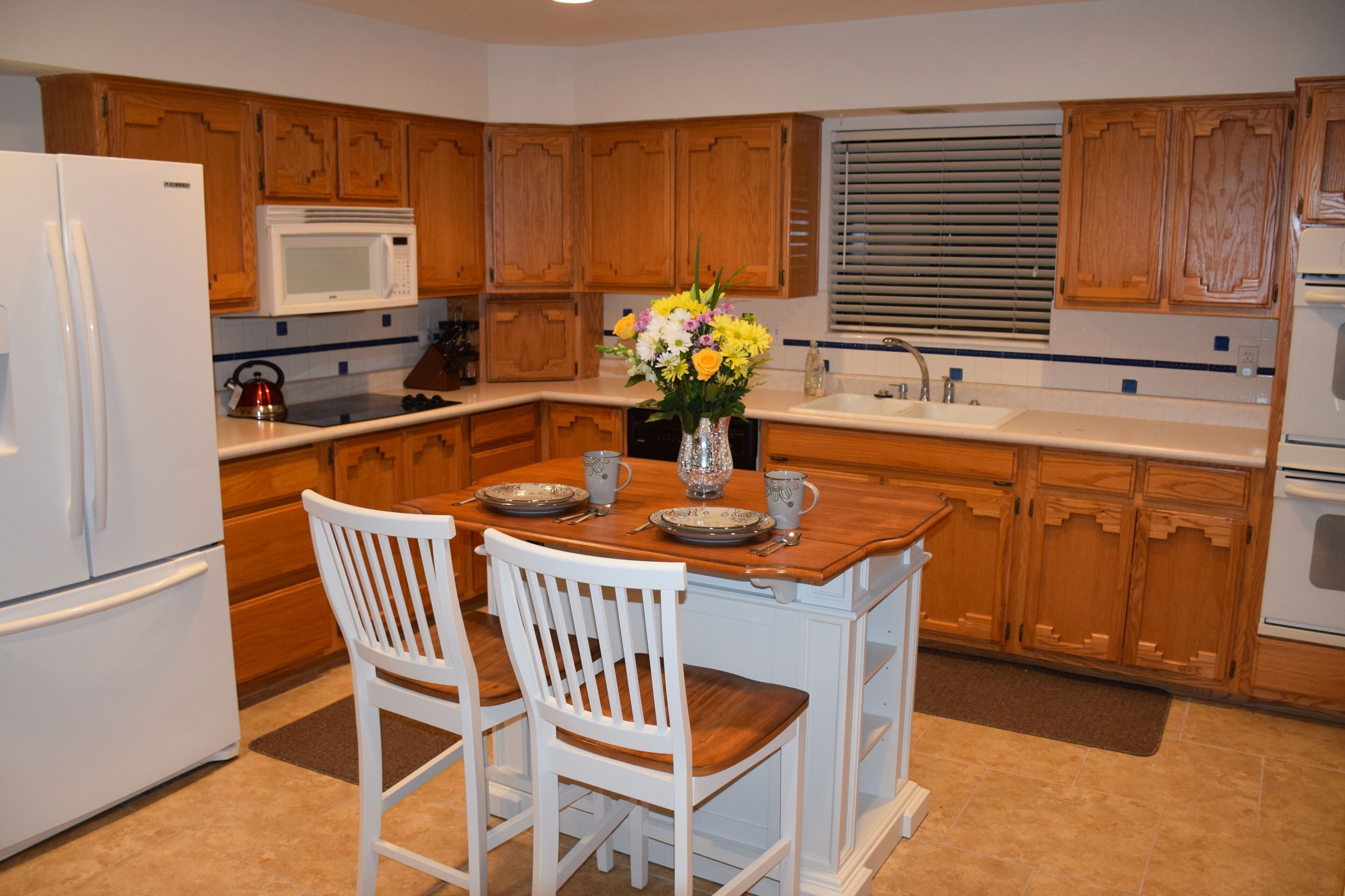 Enjoy the BEST views of Lake Powell*HOT TUB* Large 4 BR/2.5BA on the Golf Course