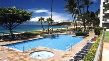 Udendørs pool, opvarmet pool