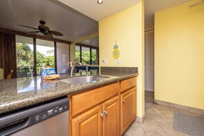Shower, hair dryer, towels - KR407- 1 Bedroom/ 1 Bath - Partial Ocean View Comfortable and Charming! (Kihei)