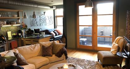 Dickson Street Wine Retreat | Steps from University of Arkansas campus!
