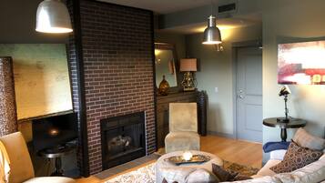 TV, fireplace, Netflix, streaming services