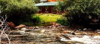 Geweldige familiecabine! Kreek in je achtertuin! 