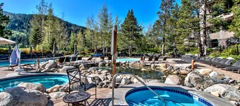 Located @ Everline Resort & Spa, Pools/Spas/Golf/Skiing/Ski-in & out/Ice Skating