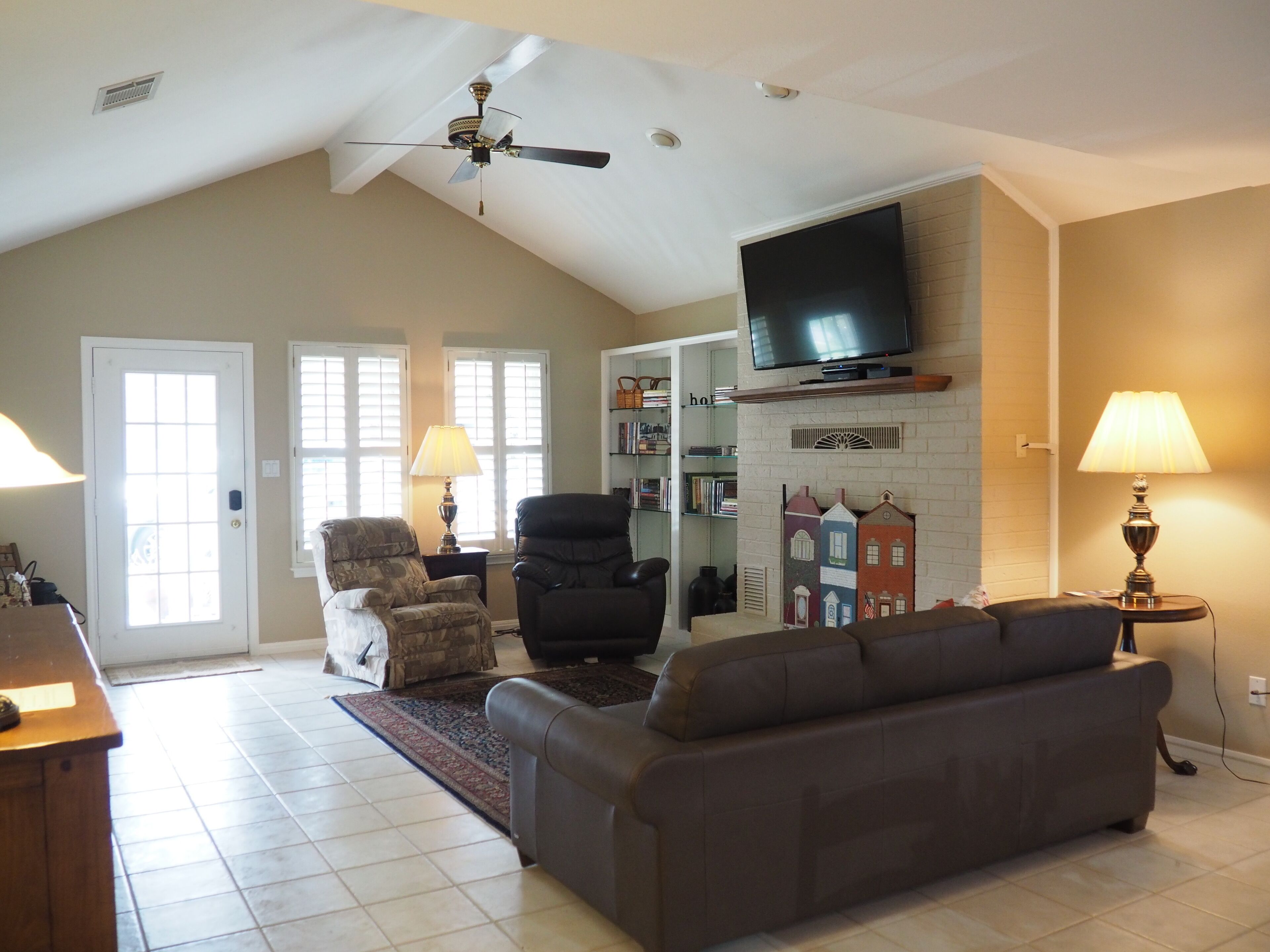 COLLEGE STREET COTTAGES - GEORGETOWN SQUARE AREA  - HISTORIC DISTRICT