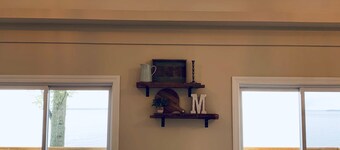 Waterfront Lake House (nouvellement construit en 2017)