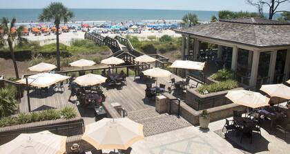 SeaPines Prime Location on Lighthouse, Single level, Updated and Pet Friendly