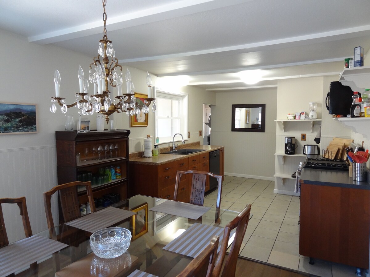 Photo 7 of ~Chestnut Cottage, Monthly Rental, Avail Oct to Dec 10% Off~