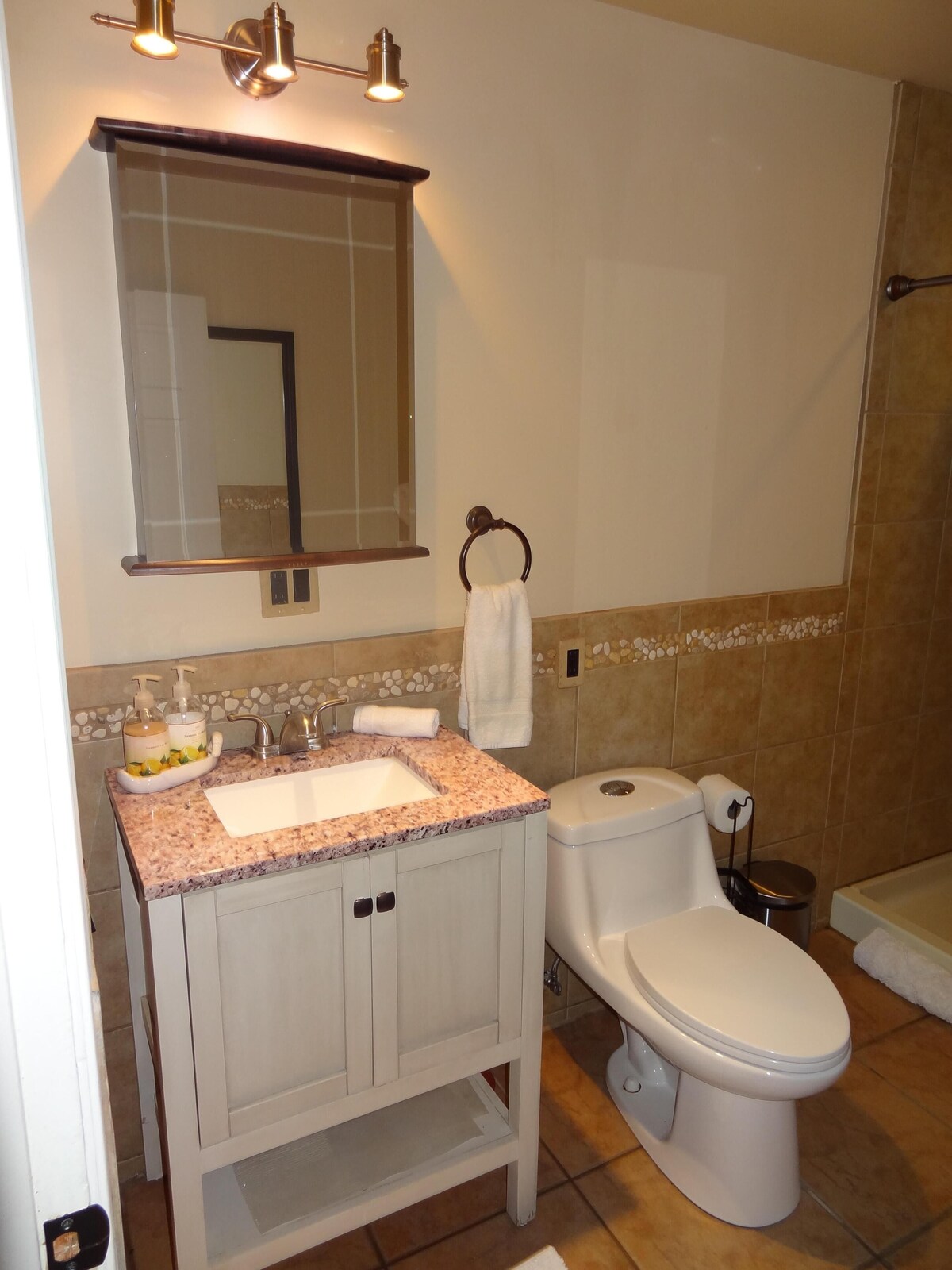 Photo 16 of ~Chestnut Cottage, Monthly Rental, Avail Oct to Dec 10% Off~