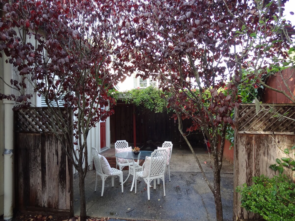 Photo 4 of ~Chestnut Cottage, Monthly Rental, Avail Oct to Dec 10% Off~