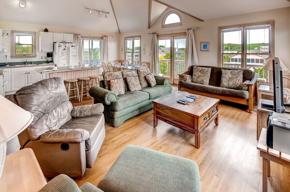 TV, DVD player, music library, video library