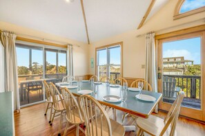 Dining - Spacious Oceanview Home in Frisco with Hot Tub, Screened Porch. Beach Nearby! (Frisco)