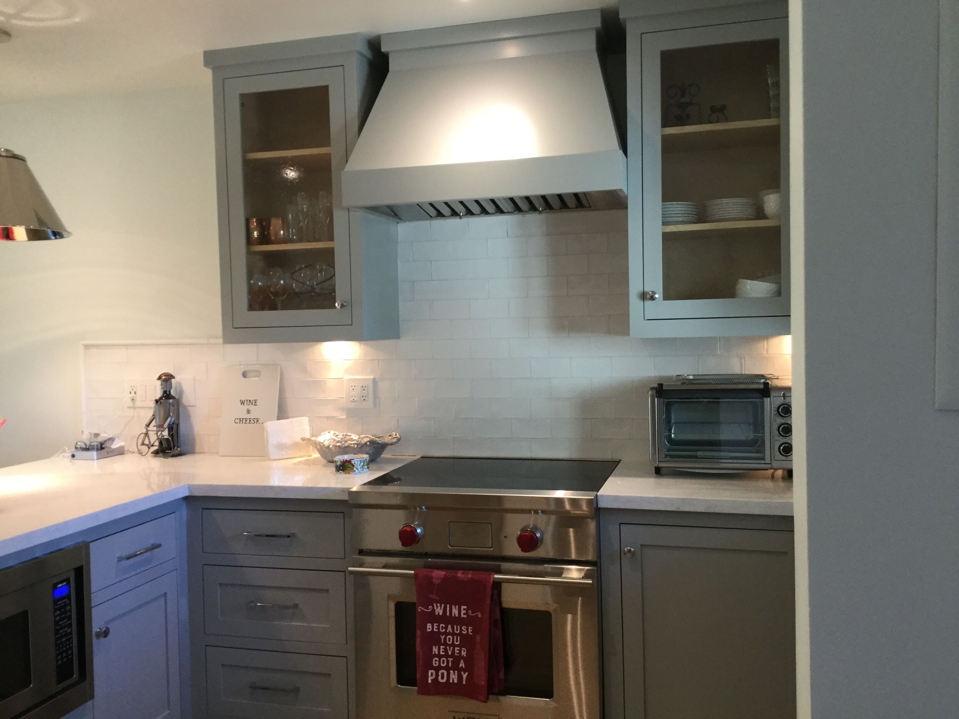 Beautiful condo, short walk  to the mansion, great location and views