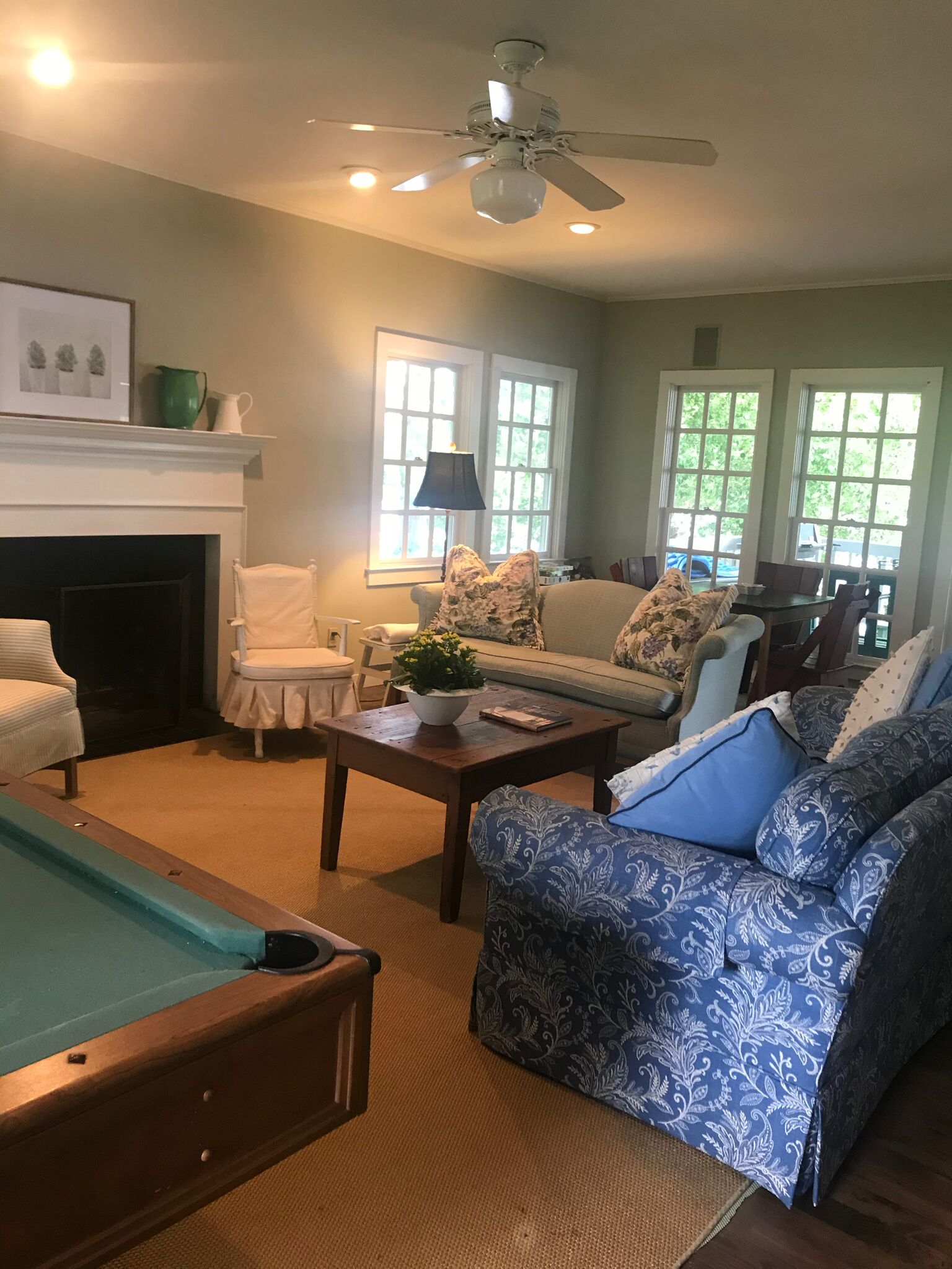 Lake Front Huge Verandas New Appliances w/ Paddleboard Jon Boat electric motor