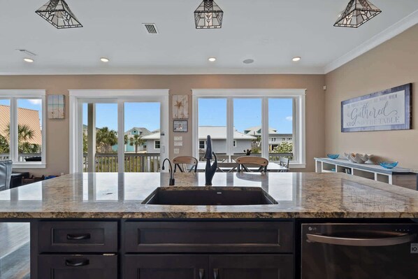 Interior - NEW BEDS! Flip-Flop Friendly – 3BR Fun Zone a Short Stroll to the Sand (Pensacola Beach)