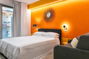 Literie hypoallergénique, minibar, coffres-forts dans les chambres