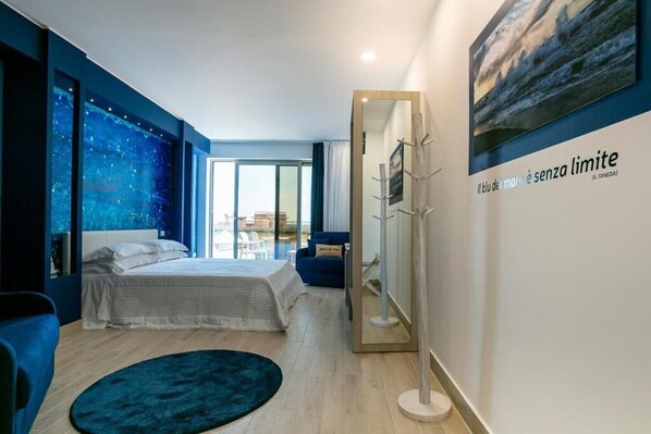 Literie hypoallergénique, minibar, coffres-forts dans les chambres