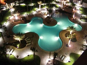 Outdoor pool, a heated pool - 10th Floor Gulf View..Heated Pool..Walk to dining..Fast Wifi..Gym ..Full Laundry (Destin)