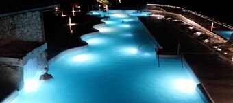 Beautiful Private & Luxurious Tuscan Villa Near Siena/Scenic Views/Crete Senesi