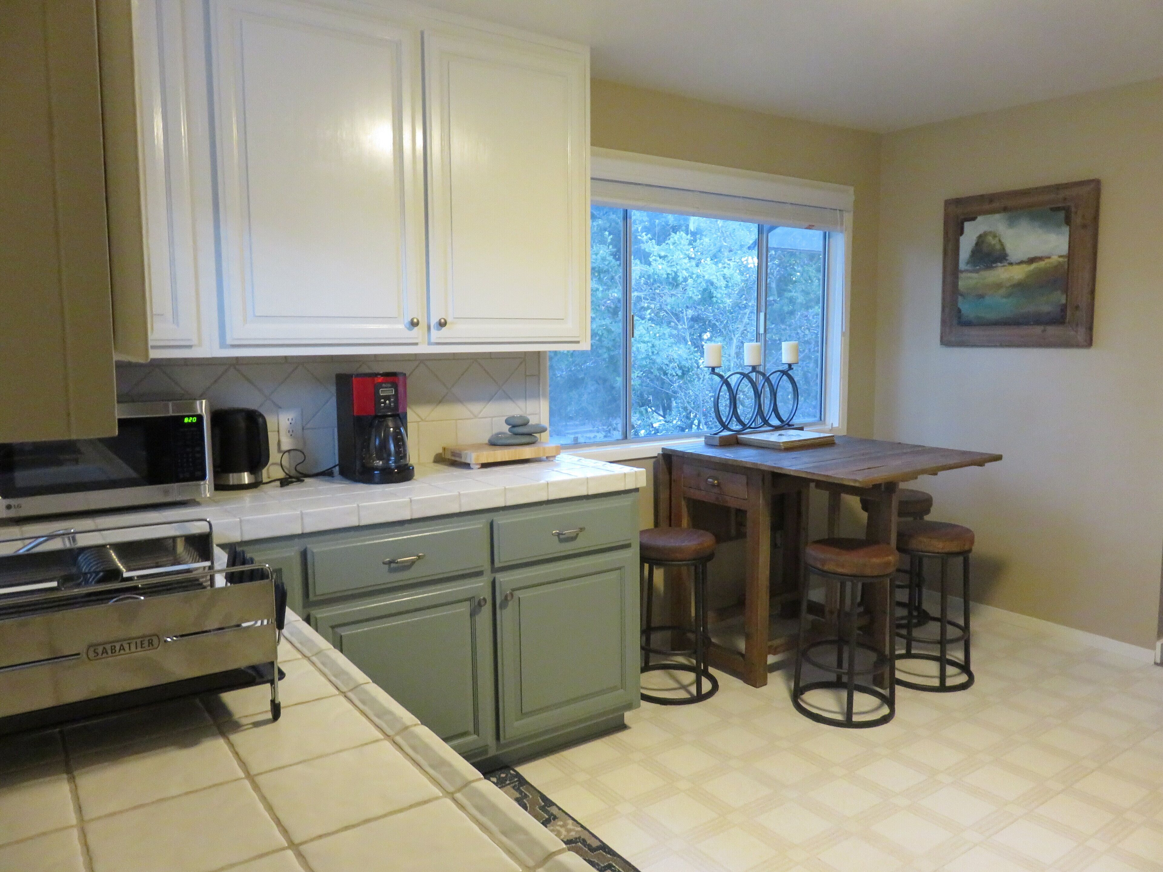 Wine Country Getaway under the Oak