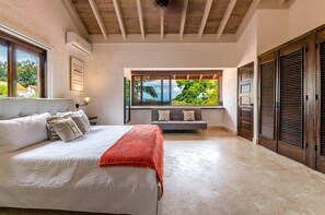 3 bedrooms, iron/ironing board, free WiFi, bed sheets - Elegant 3 bedroom oceanview Tennis Villa with private heated pool! (La Romana)