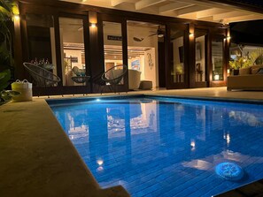 Outdoor pool - Elegant 3 bedroom oceanview Tennis Villa with private heated pool! (La Romana)