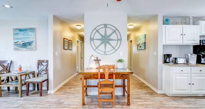 Destination Constellation: Star in your own beach story with 10% off 7+ nights!