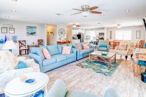 Televisión, futbolito, tenis de mesa y estéreo 