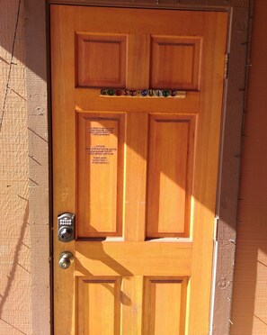 Exterior detail - Sweet Private 2 room Guest Suite near Downtown Flagstaff and Snowbowl (Flagstaff)