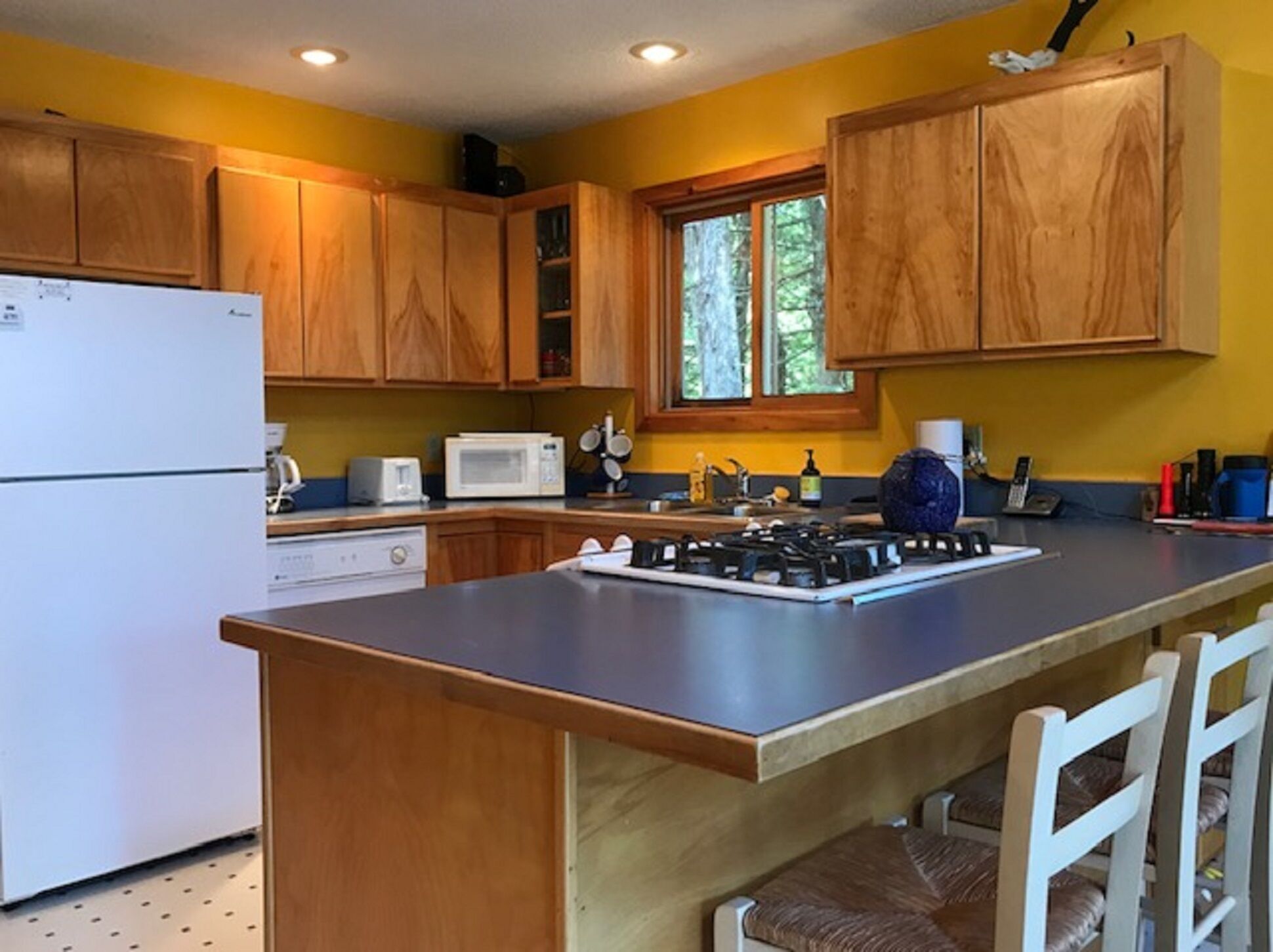 Pike Lake Get-Away in Grand Marais, MN...Lakeside Haven Sleeps 4