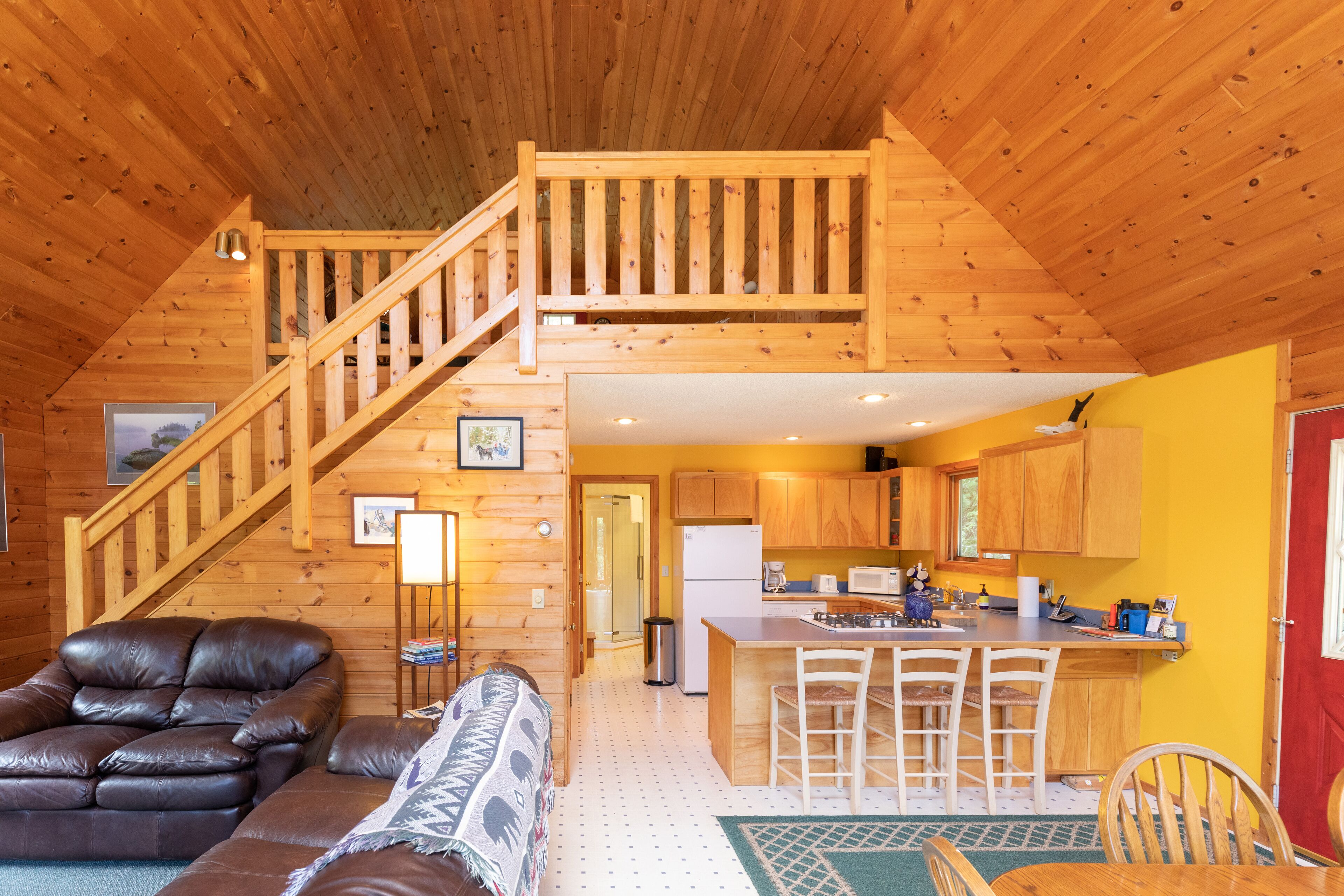 Pike Lake Get-Away in Grand Marais, MN...Lakeside Haven Sleeps 4