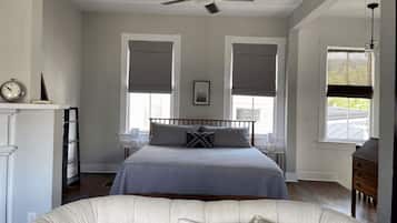 1 slaapkamer, een strijkplank/strijkijzer, wifi, beddengoed