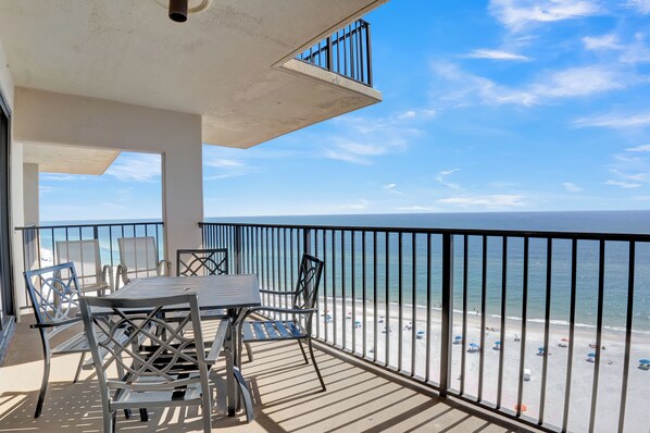 Outdoor dining - Outdoor & Indoor Pool! | Gulf Front (Orange Beach)