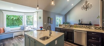 Great home for couples!!!