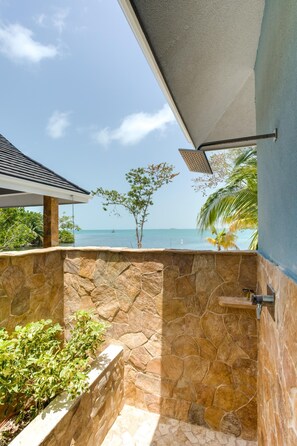 Property grounds - The Enclave - Your Own Private Island Retreat (Placencia)