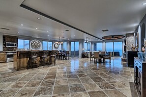 Interior - Luxurious 3-Bedroom Oceanview Penthouse with Wrap-Around Patio at Bella Sirena (Puerto Penasco)