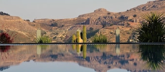 Beautiful Villa with Stunning Unlimited Sea Views, close to Lindos