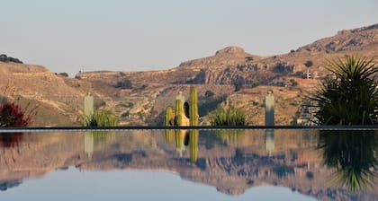 Villa de luxe avec vue imprenable sur la mer, prĂšs de Lindos