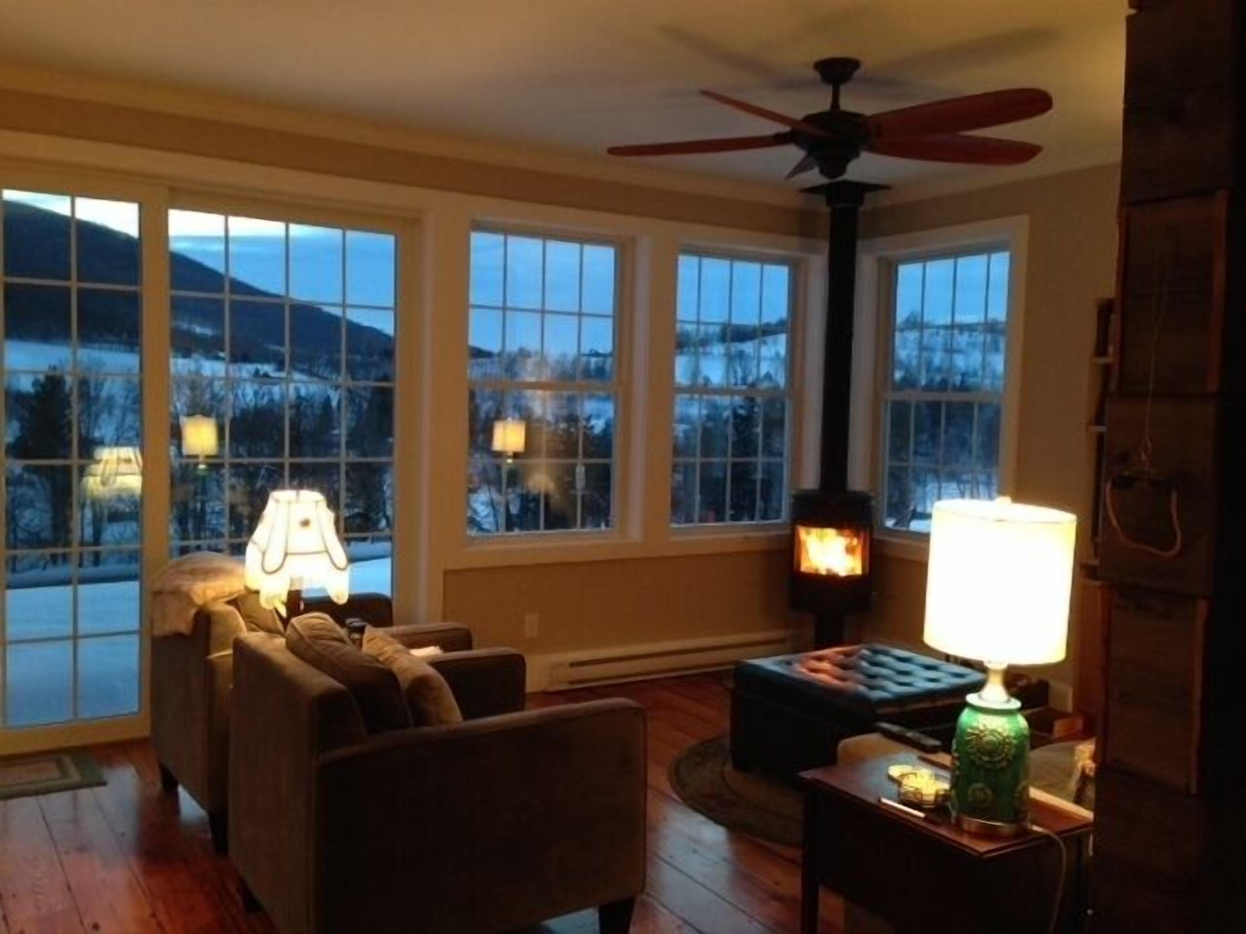 Charming 2-bedroom Country Cottage in the Catskill Mountains