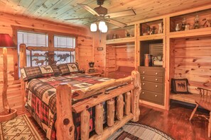 3 chambres, fer et planche à repasser, Wi-Fi gratuit, draps fournis