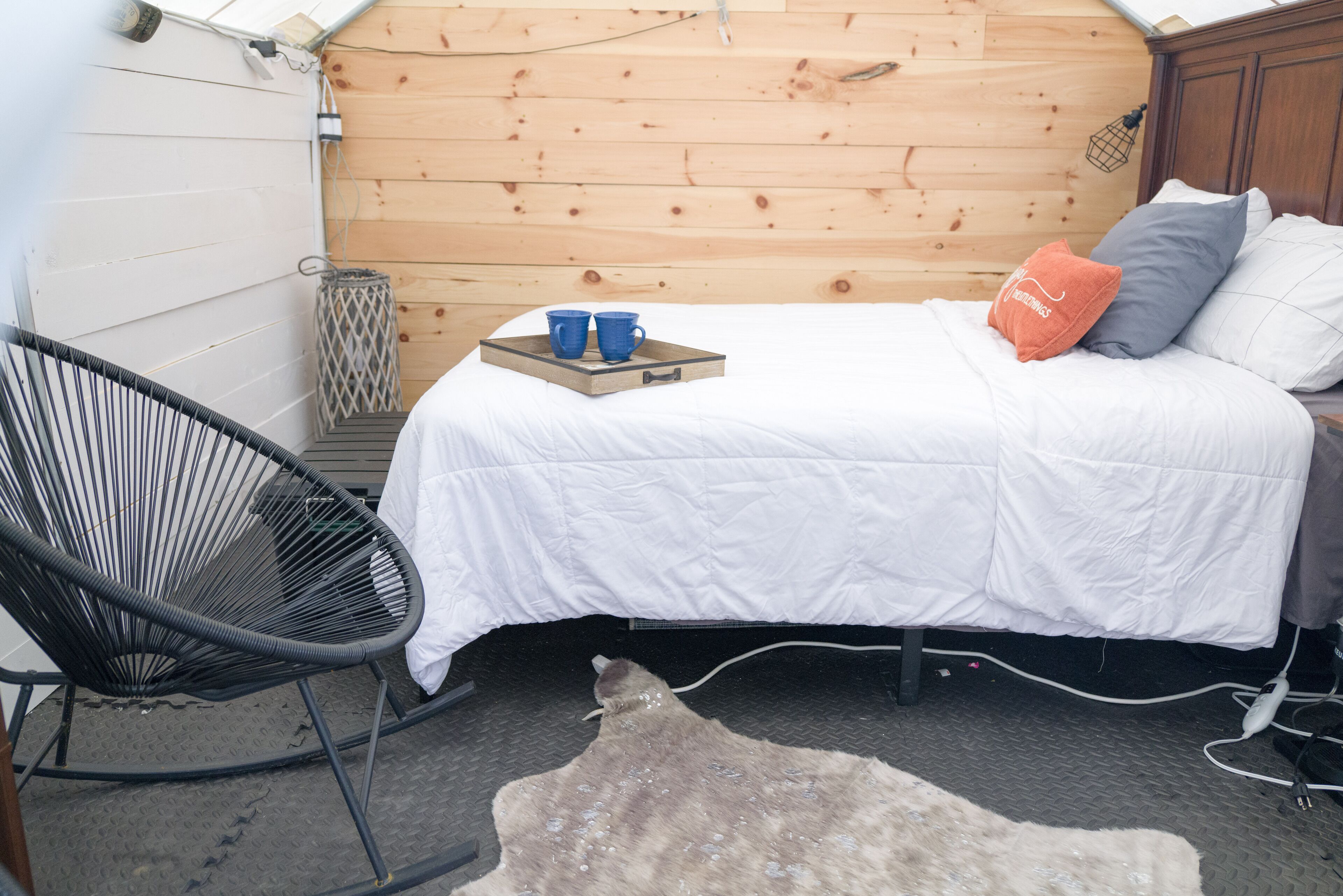 Mallory Brook Farmhouse: Scenic Catskill Mountain Getaway