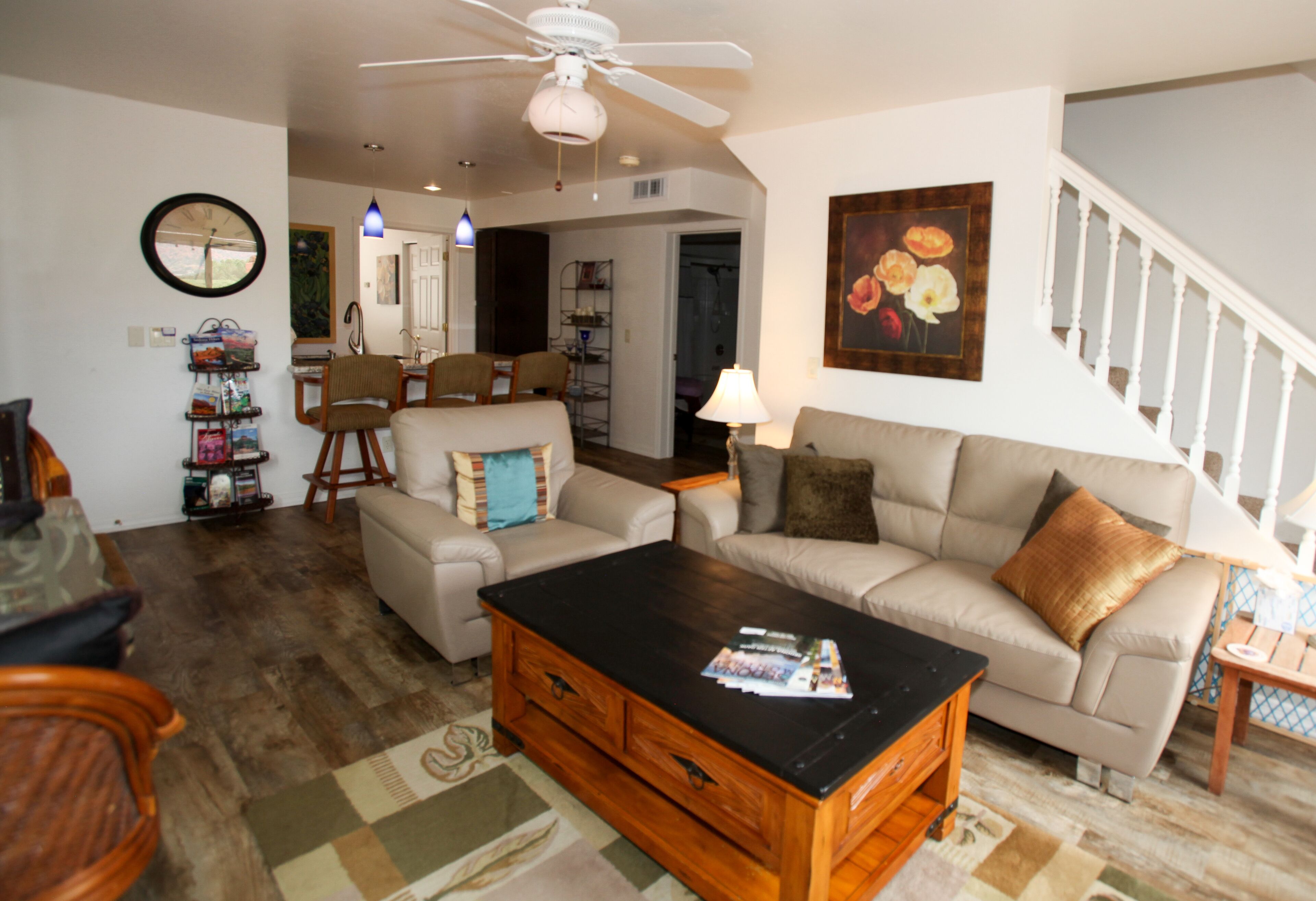 NEW! SERENE 2 BR APT. SURROUNDED BY FOREST, GOLF COURSE & RED ROCK VIEWS!