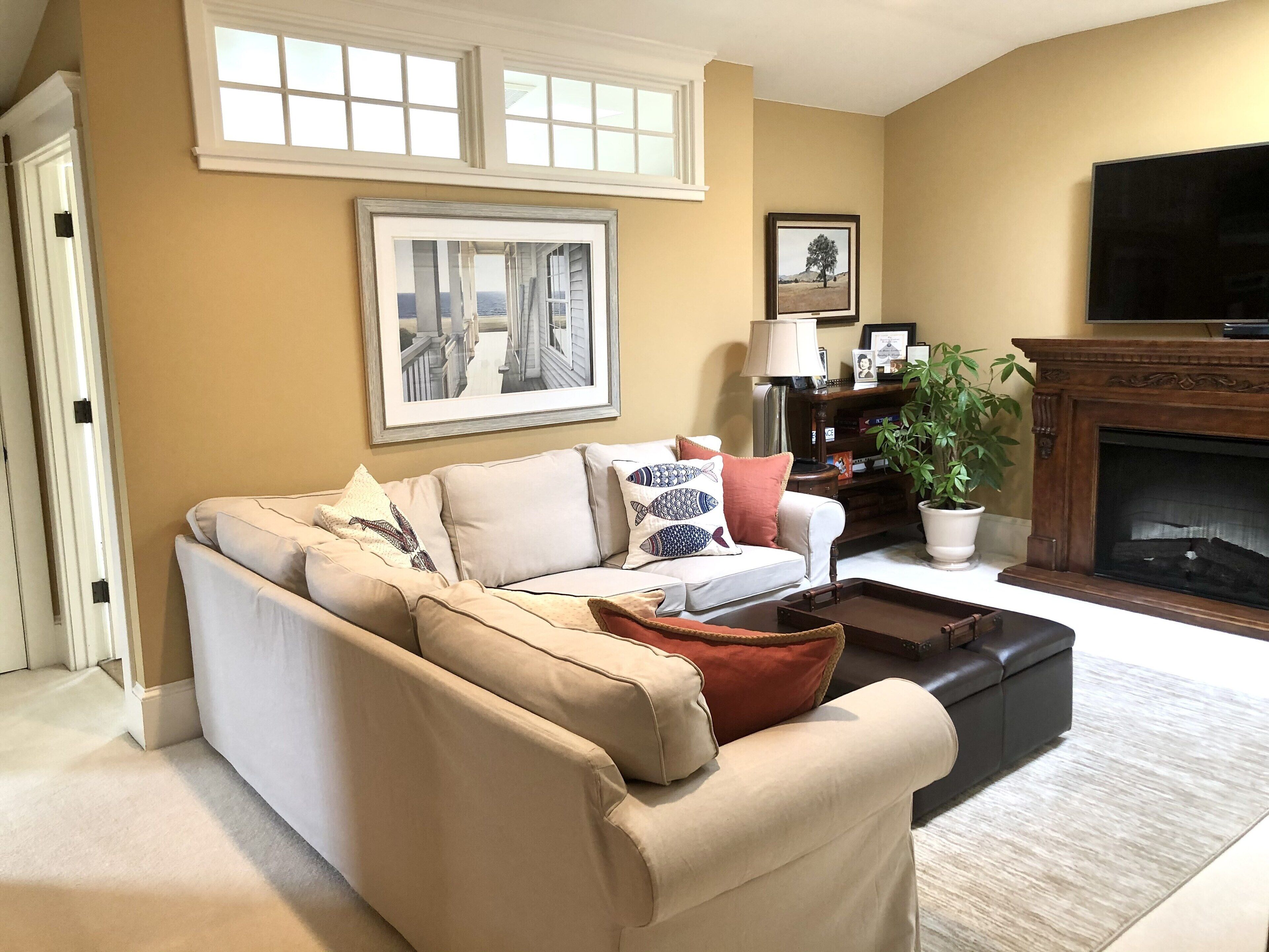 Pacific Grove Home at Lovers Point. Perfect Location near Beach & Restaurants.