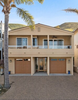 Exterior detail - Beautiful Custom home, great ocean views! Pets Allowed! (Cayucos)