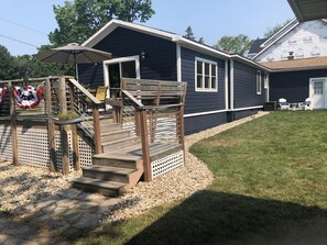 Exterior -  "A Bit Of Heaven" By The Lake (Lake Geneva)