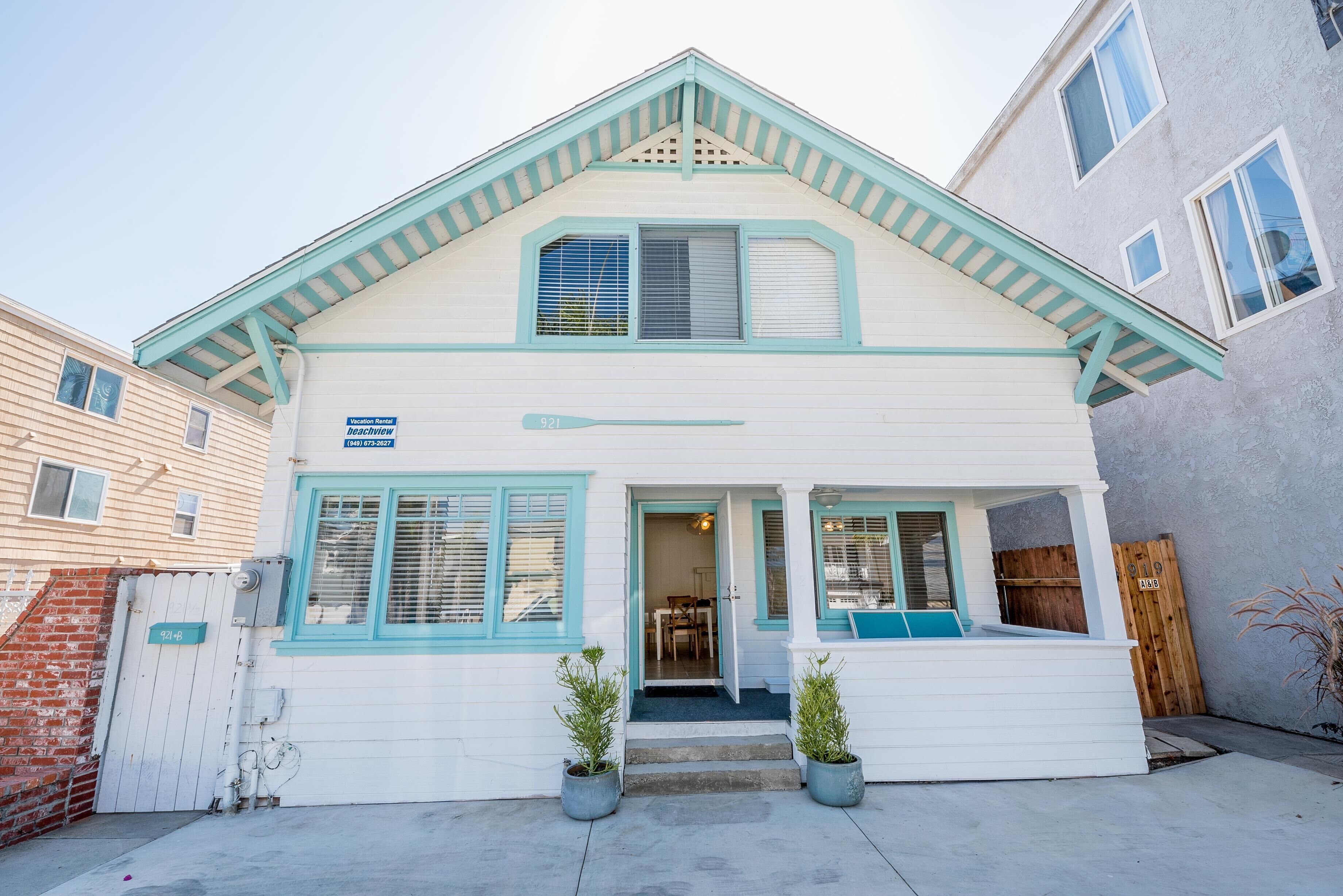Vintage Balboa Village Cottage | Garden Back Patio | 1 House from the Sand!