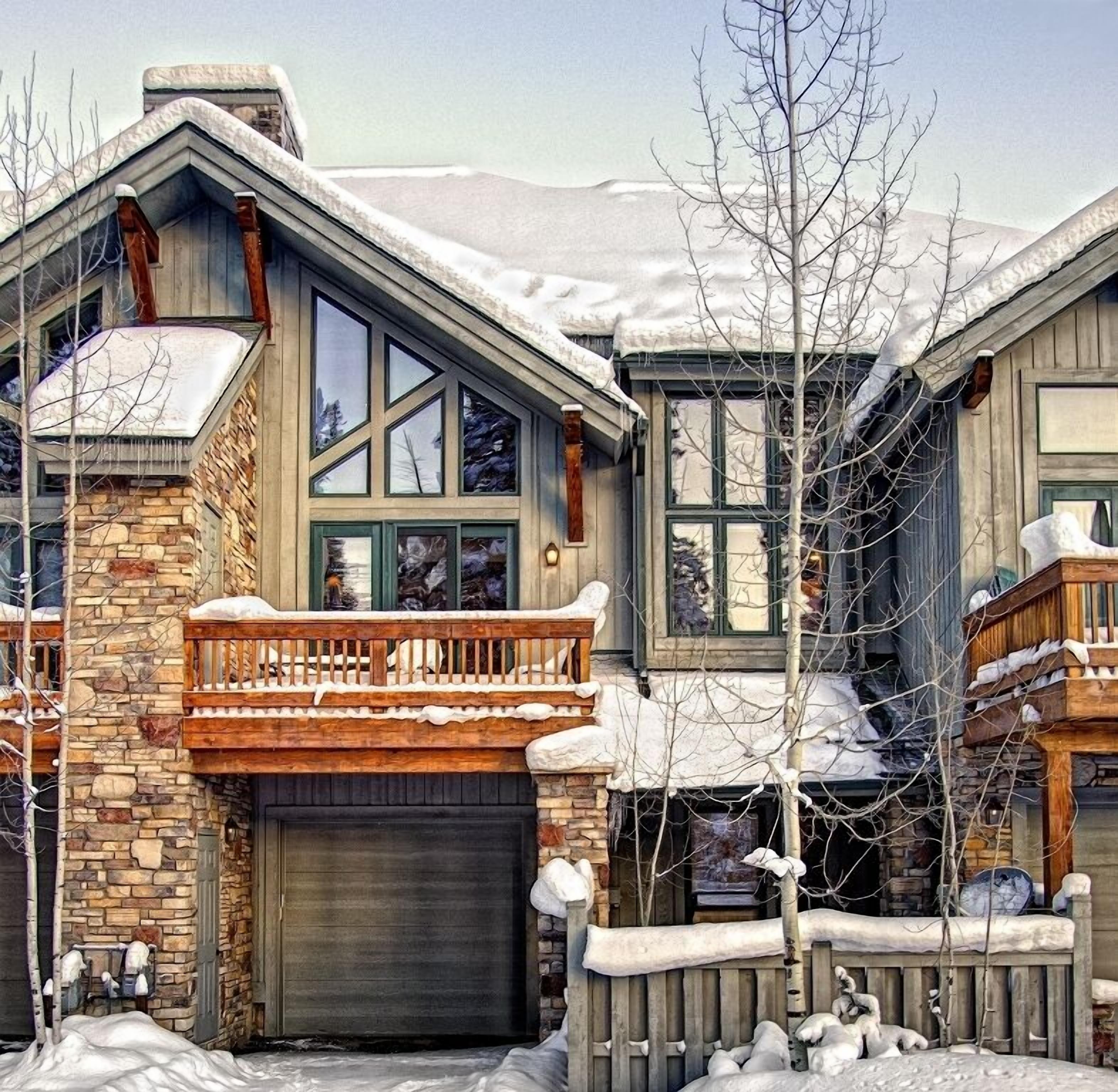 Exterior Winter shot of the townhome