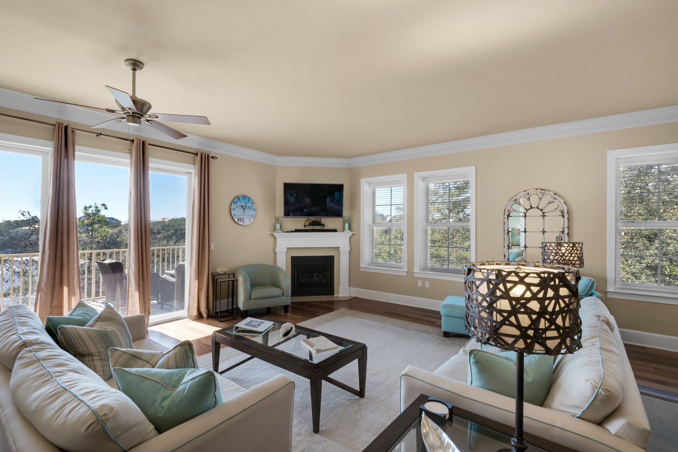 SAR - Peace of Paradise FREE Beach Service