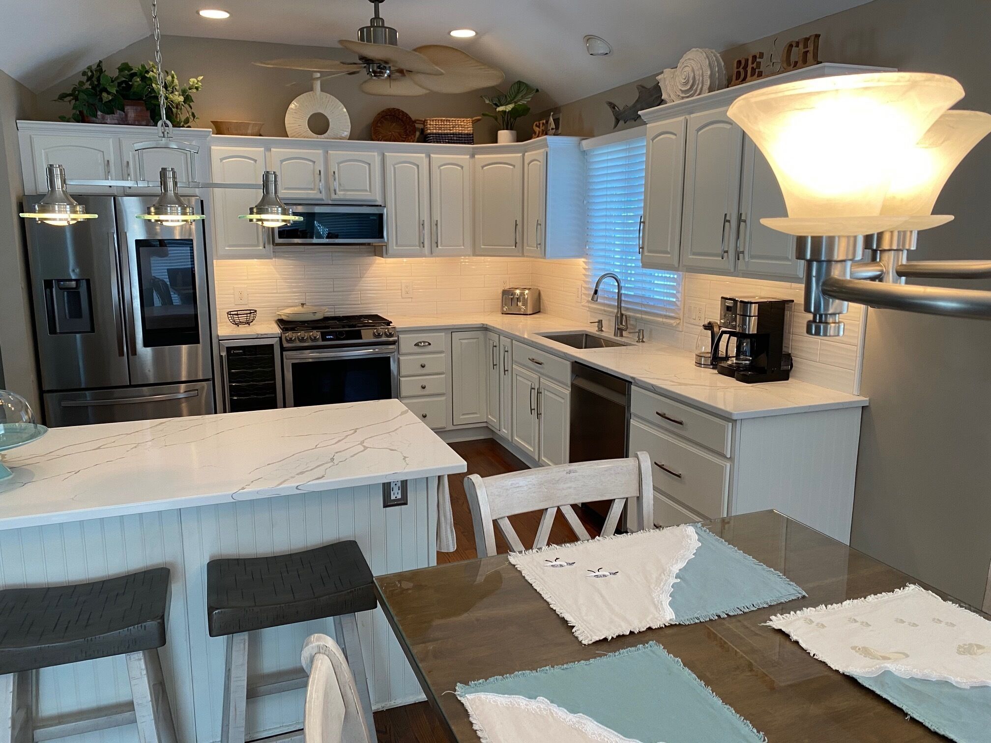 2024  BOOKING QUICKLY ALREADY! TRULY BEAUTIFUL BEACH HOUSE AND SO MUCH ROOM