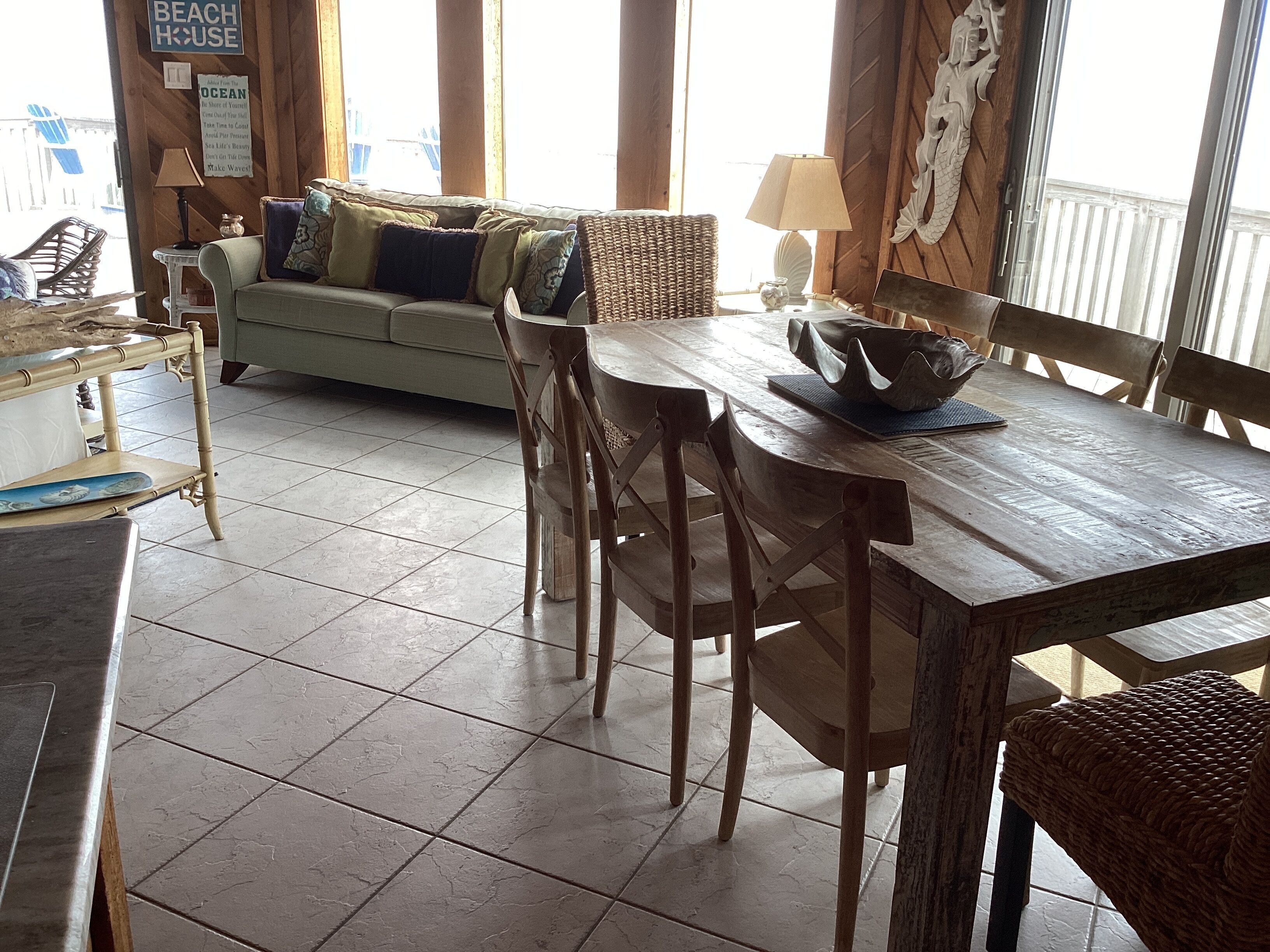 Beach Front,  3/2 In The House With A 3rd Bath Downstairs In The Garage - Galveston, TX