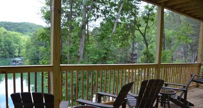 Faith, Family & Friends: a lovely, fully equipped 9 bedroom home on Norris Lake.